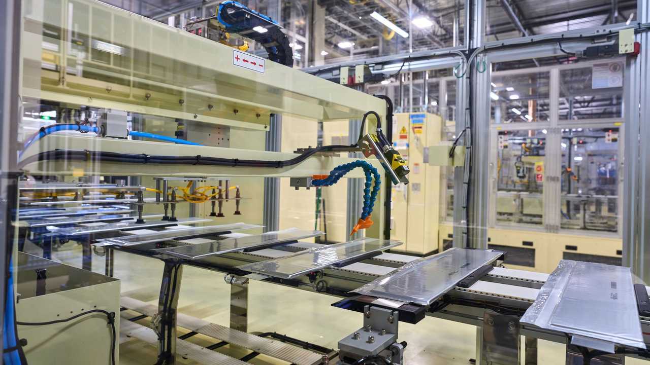 GM Produksi Baterai LFP di Tennessee